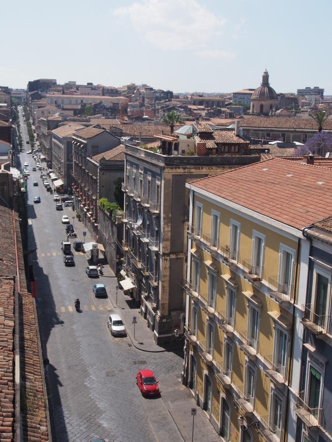 Casa Felice Nel Centro Storico, Tra Etna E Mare Apartment คาตาเนีย ภายนอก รูปภาพ